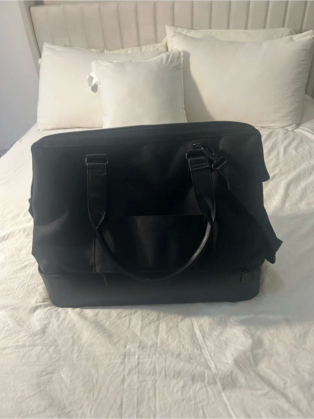 BEIS sleek travel
